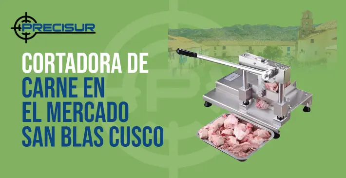 Cortadora de Carne en el mercado san blas cusco